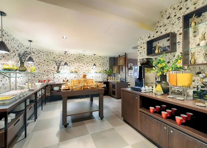 Leonardo Boutique 4*