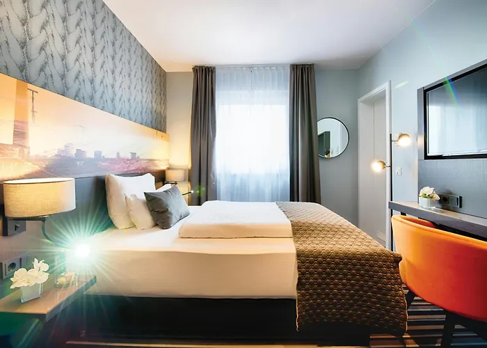 Leonardo Boutique Hotel 4*