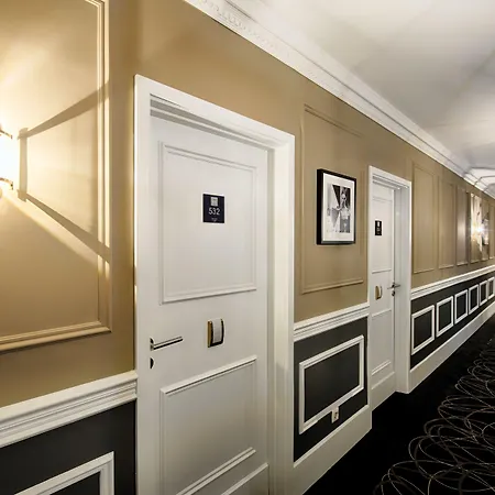 Hotel Leonardo Boutique 4*