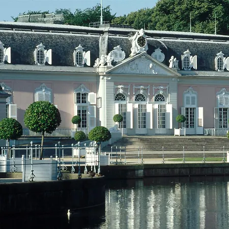 Leonardo Boutique Hotel