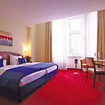 レオナルド ブティック デュッセルドルフ