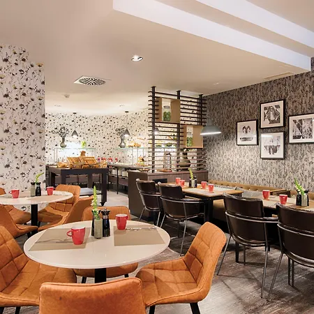 Leonardo Boutique מלון 4*