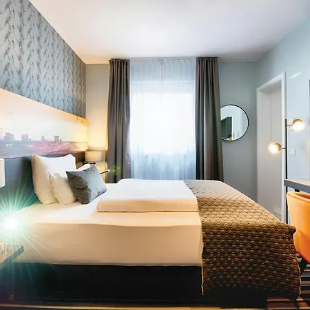 Leonardo Boutique Отель 4*