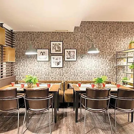 Ξενοδοχείο Leonardo Boutique 4*