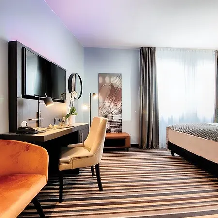 Leonardo Boutique מלון