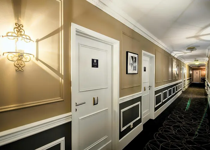 Leonardo Boutique Hotel